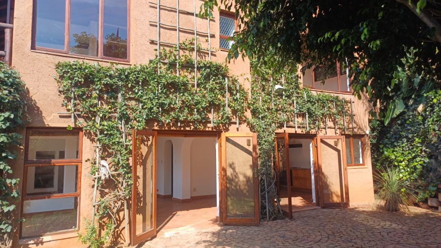 4 Bedroom Property for Sale in Kosmos North West
